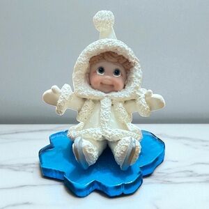 Dreamsicles Northern Lights Soft Landing 60015 Ice Skating Figurine Vintage 1999